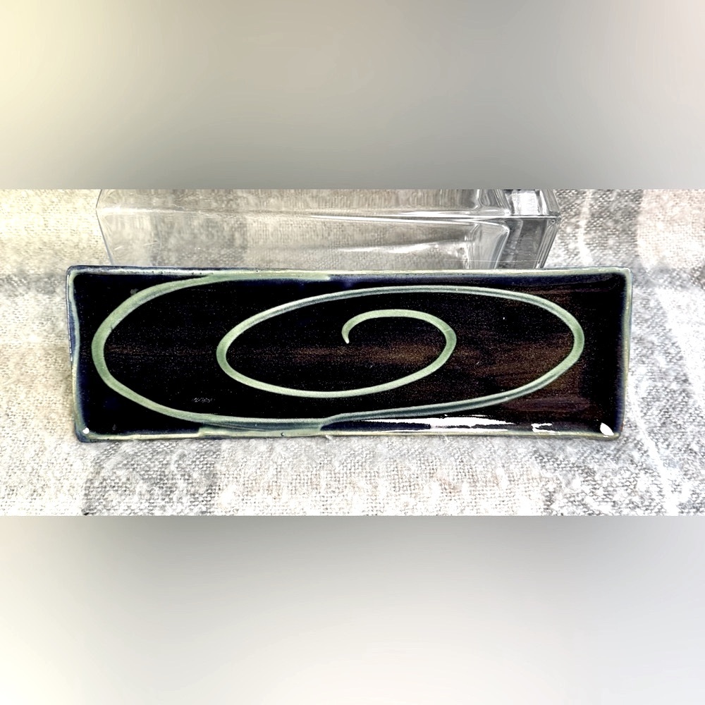‘Barbados Earthworks’ Abstract Green & Blue Ceramic Pottery Accent/Display Tray